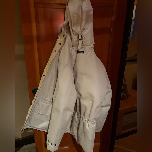Nautica Down Jacket Large - Picture 1 of 5
